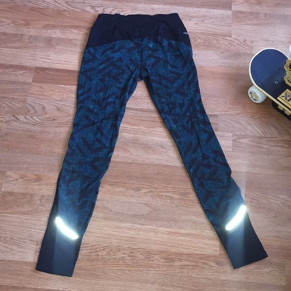 Black and green work out leggings - Picture 2 of 4